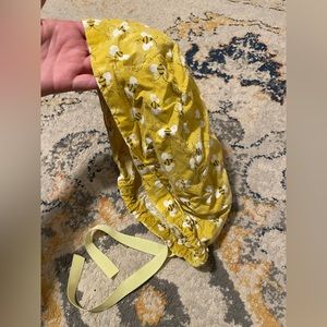 Bumblebee scrub cap with ribbon tie